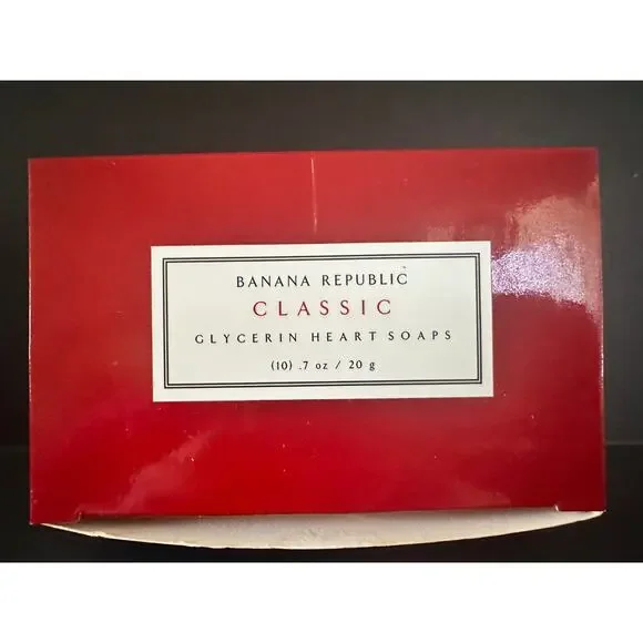 NOS RARE (10) Banana Republic CLASSIC SCENT Glycerin Heart Soaps .7 oz each - Picture 2 of 4